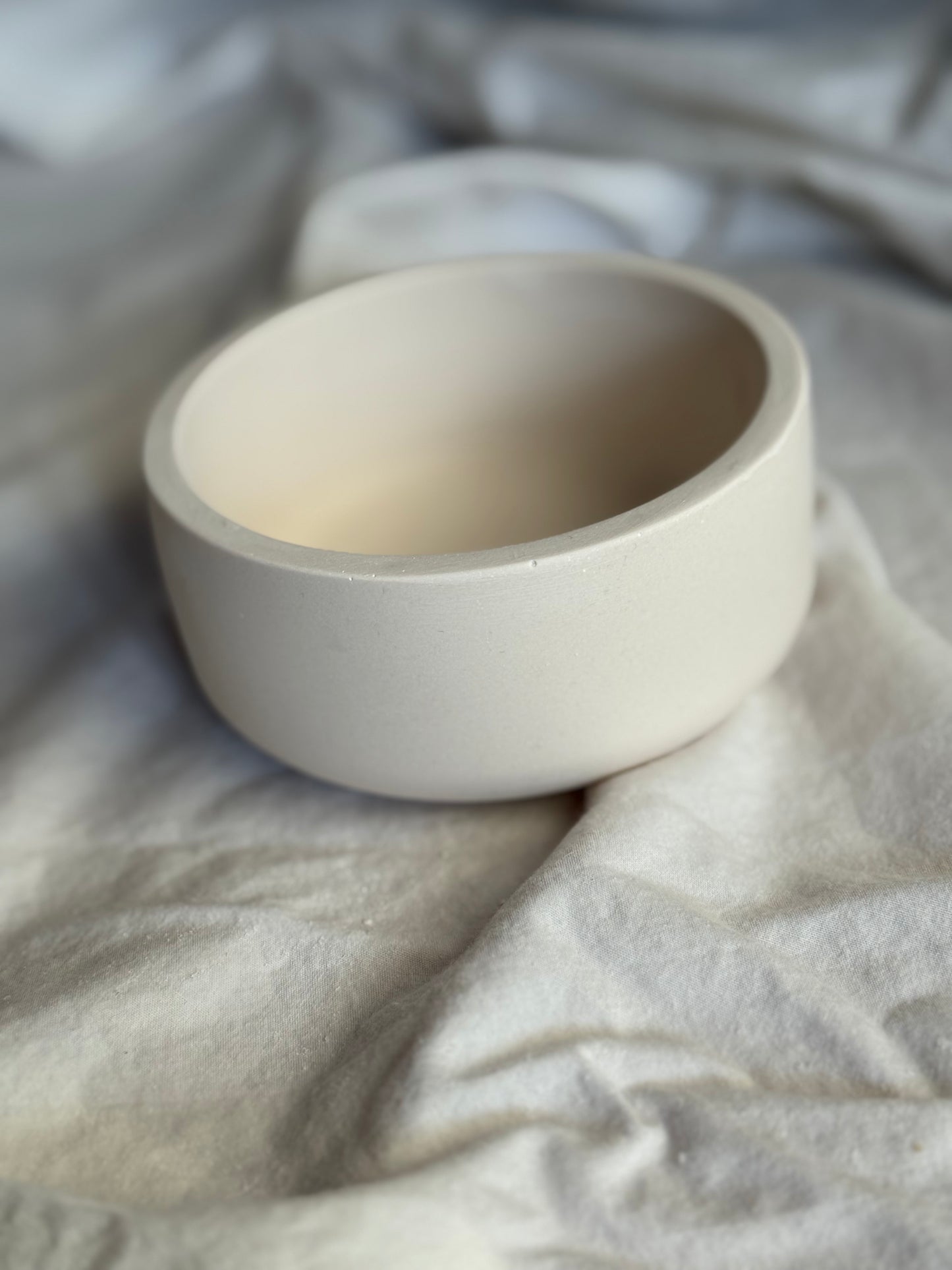 Round Jesmonite Bowl